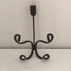 Bronze rubbed over the door towel holder